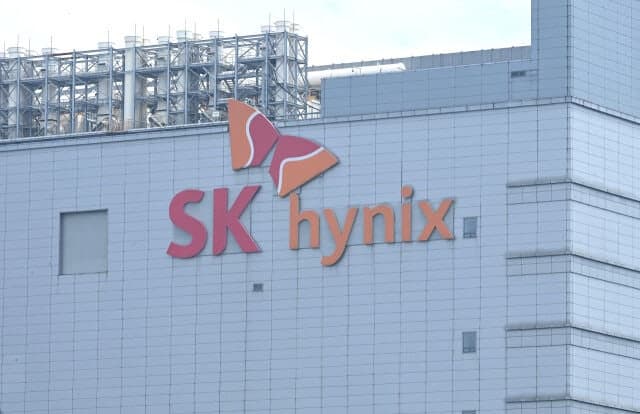 SK하이닉스, 2분기 영업익 60조 돌파…AI 수요 힘입어 사상 최대 실적 경신