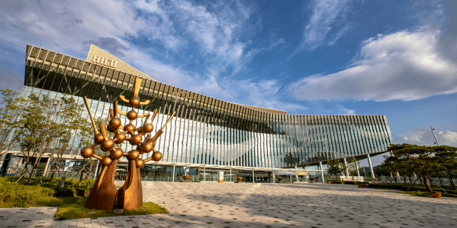 2025 APEC 정상회의 발자취 기록…경북도·경주시, 백서 및 화보집 발간