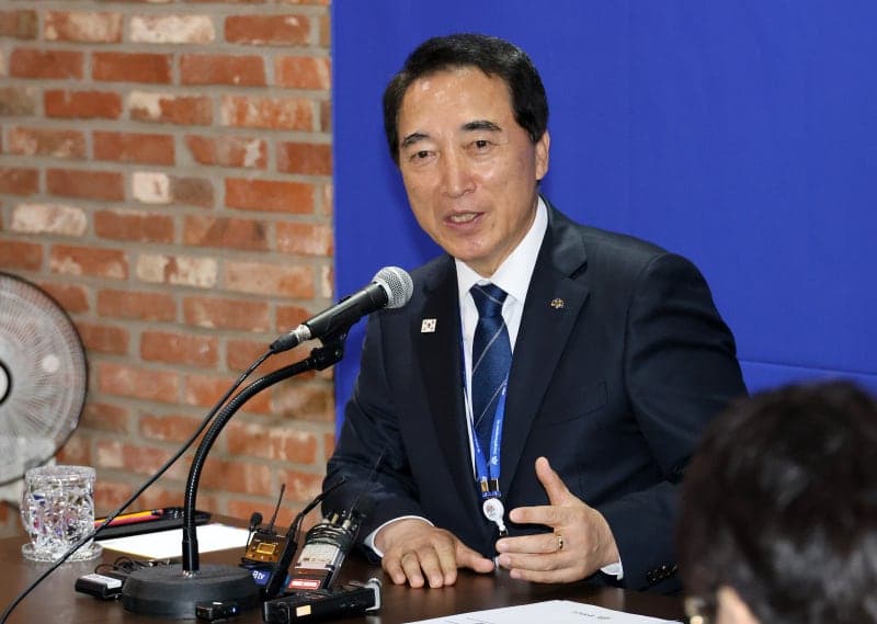 박수현 충남지사, 정무부지사 인선 및 비위 논란에 '모든 것은 내 탓' 사과