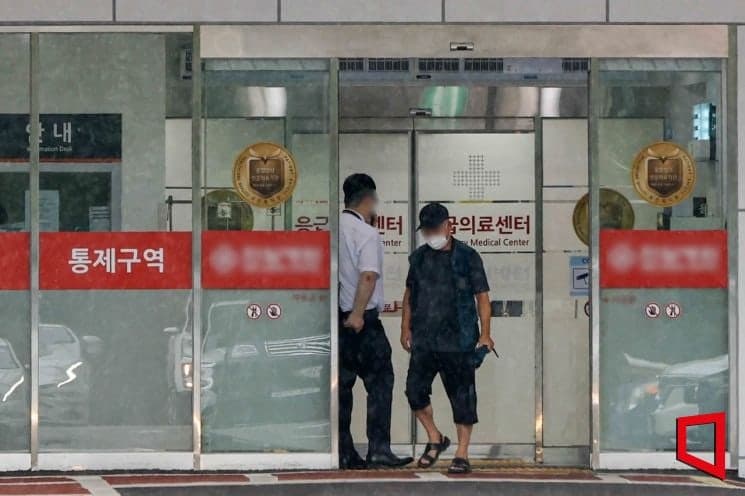 무연고 외국인 의무치료 6년, 8억 원 떼인 병원…권익위 제도 개선 권고