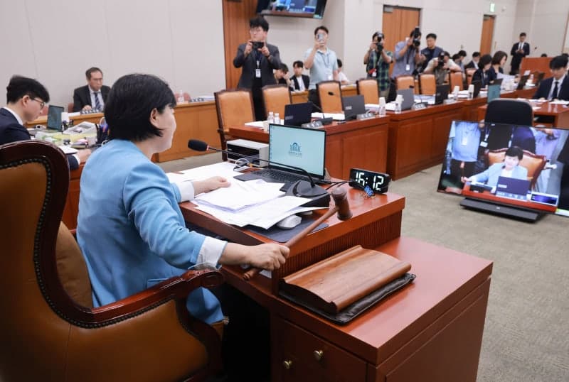 검사 보완수사권 폐지 형소법 개정안 법사위 통과…野 '공소기각' 조항 신설