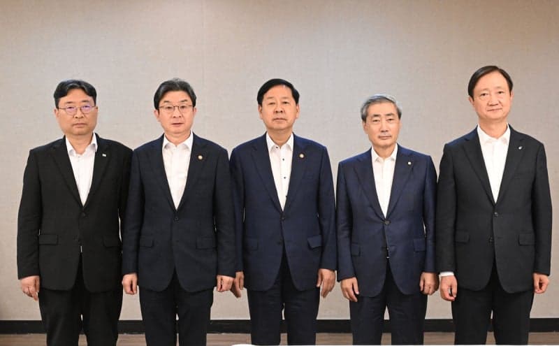 정부, 단일종목 레버리지 총량 규제…개인별 투자한도 20% 제한