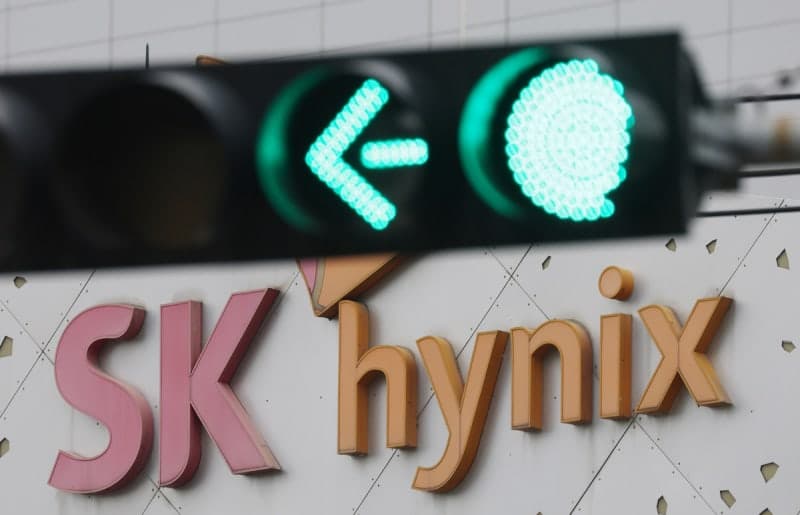 SK하이닉스, 하반기 HBM4 출하 본격화로 실적 개선 가속
