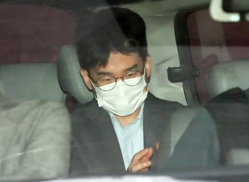음료 테러 자작극 혐의 정이한, 초기화된 '깡통폰' 제출해 증거 인멸 논란