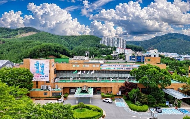 태백에서 동서울·광주 오가는 20인승 프리미엄 버스 도입