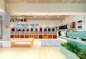 잔스포츠, 서울 성수동에 세계 최초 플래그십 매장 열고 의류 시장 공략