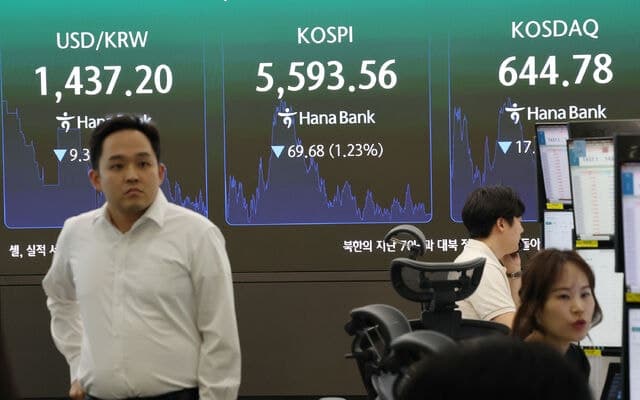 코스피 3거래일 연속 하락 마감…개인 '팔자'에 5593선 후퇴