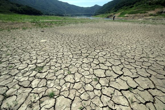 양산 41.4도 기록하며 역대 최고기온 경신…남부지방 가뭄도 비상