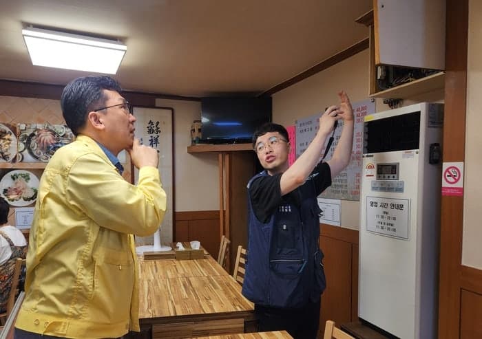 밤낮없는 극한폭염에 온열질환자 속출…사망자 12명 발생