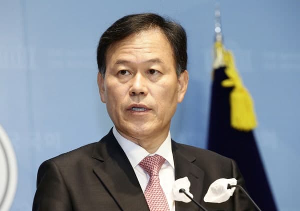 윤한홍 의원, 관저 이전 특혜 의혹으로 종합특검 피의자 소환 조사