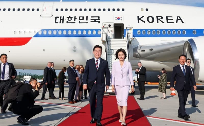 이재명 대통령, 순방 귀국길 독일서 동포 간담회… "파독 1세대 헌신 기억할 것"