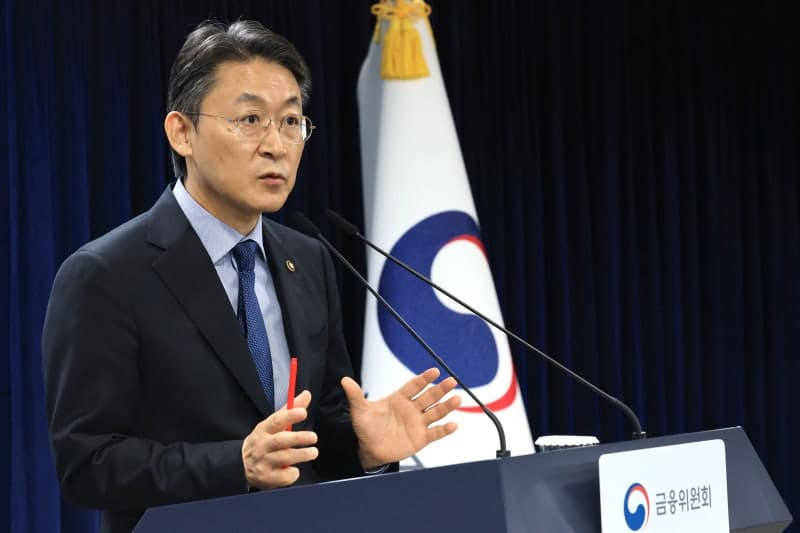 코스닥 시총 기준 상향과 폭락의 이중고…상장폐지 위기 기업 급증