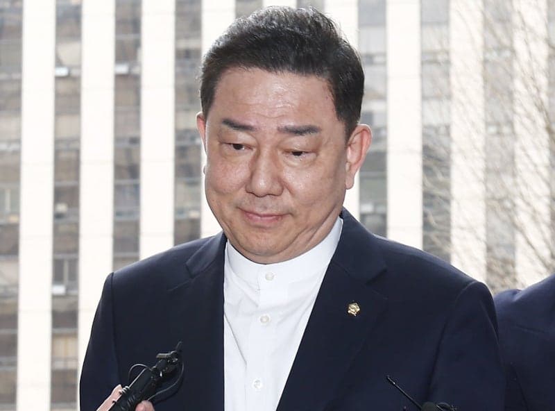 11개월째 멈춘 김병기 의원 13개 의혹 수사… 고발인 수사심의위 요청