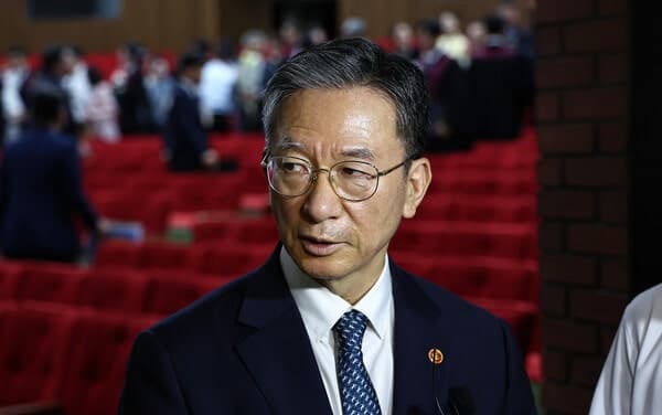 보완수사권 폐지 법안, 거부권 촉구 여야 극한 대립