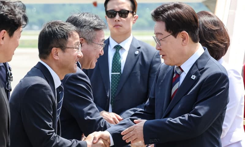이재명 대통령, 주택 공급 속도 강조…규제 완화 총동원 지시