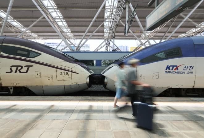 9월부터 KTX·SRT 하나로… 요금 10% 내리고 좌석 공급 확대