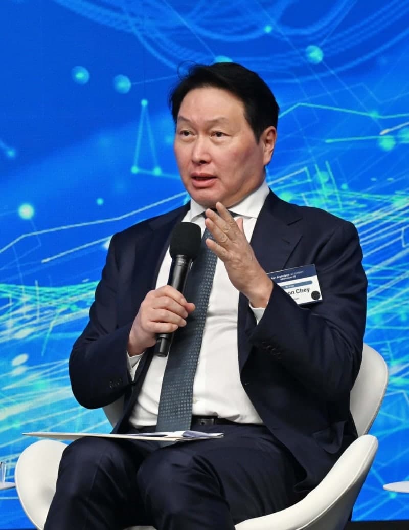 SK실트론 품은 두산, 2조 3천억 규모 인수…최태원 회장 잔여 지분은?