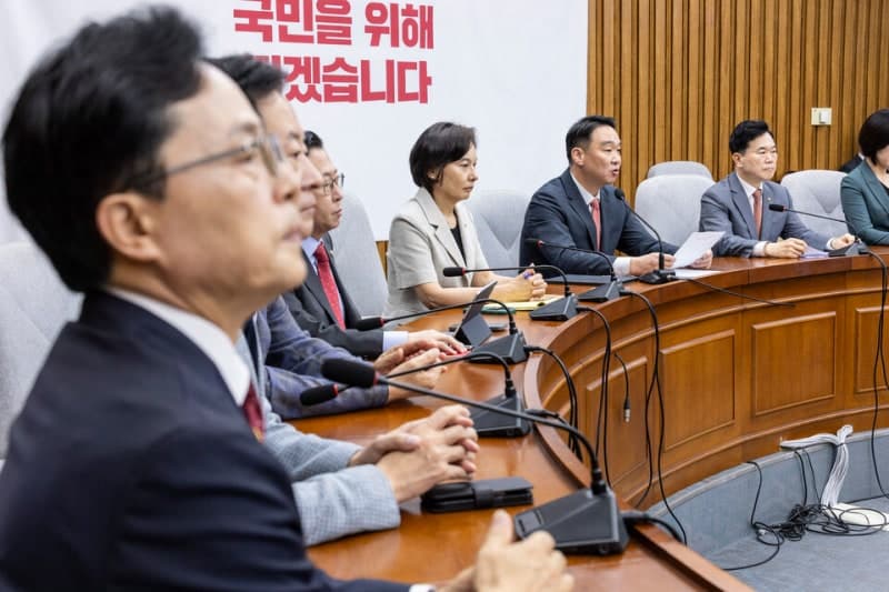 국민의힘, 정부 2026 세제개편안에 "무능 감추려 세금 핵폭탄 투하" 총공세