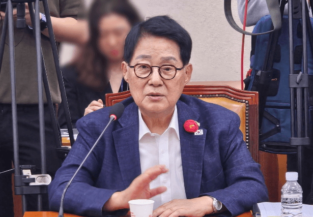 박지원 "민주당 전대 과열, 너무 많은 정봉주 나오면 망한다"