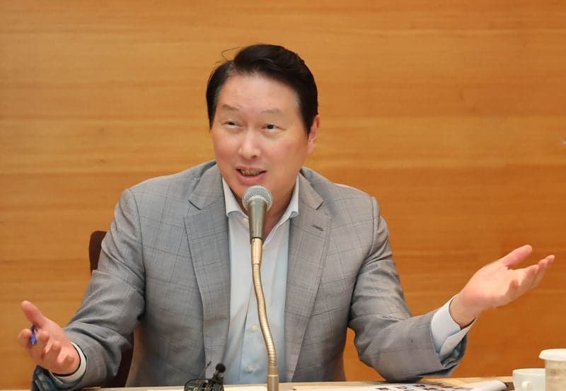 최태원 회장 자사주 매수 후 SK하이닉스 '배당 확대·액면분할' 지라시 확산