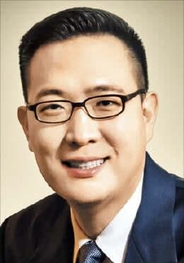한화 테크·라이프 지주사 ‘한화M&S’ 출범… 김동선 사장 경영 시험대