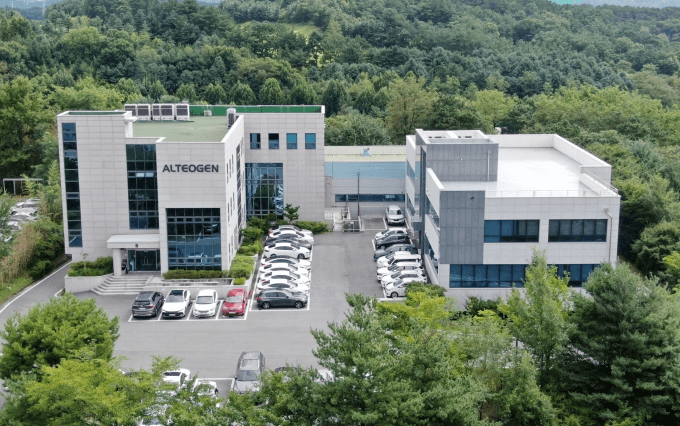 알테오젠, 글로벌 제약사와 5219억 규모 ‘ALT-B4’ 기술이전 계약 체결