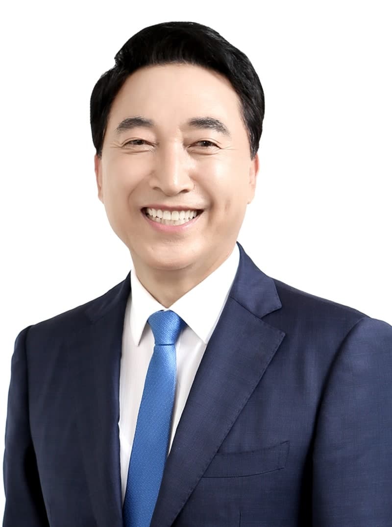 박수현 충남지사, 기획예산처 방문해 1조 5천억 규모 현안 사업 지원 요청