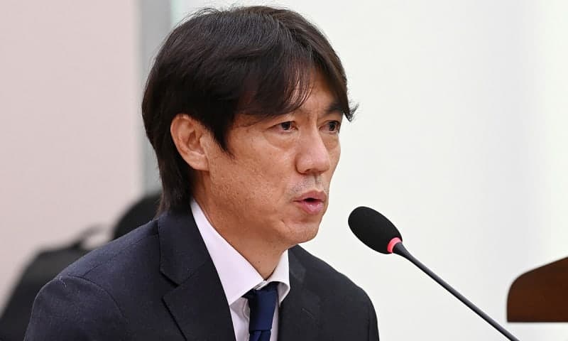 대표팀 감독 선임 의혹 홍명보 전 감독, 피의자 신분 첫 소환 조사