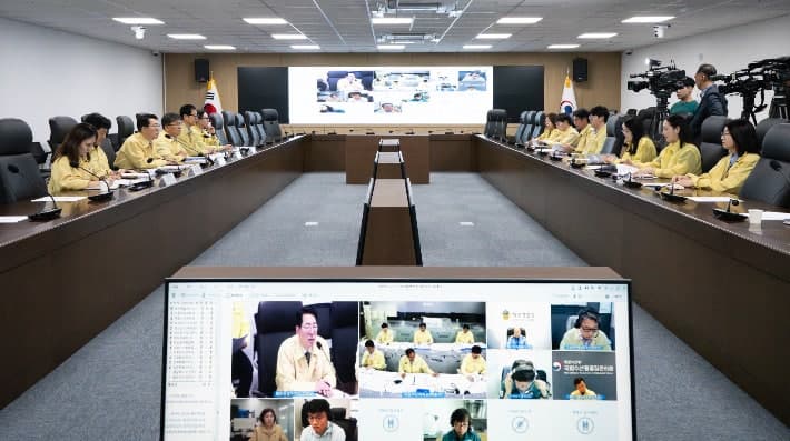 황종우 해수장관 "고수온 피해 최소화 총력"…경보 해역 13곳으로 확대