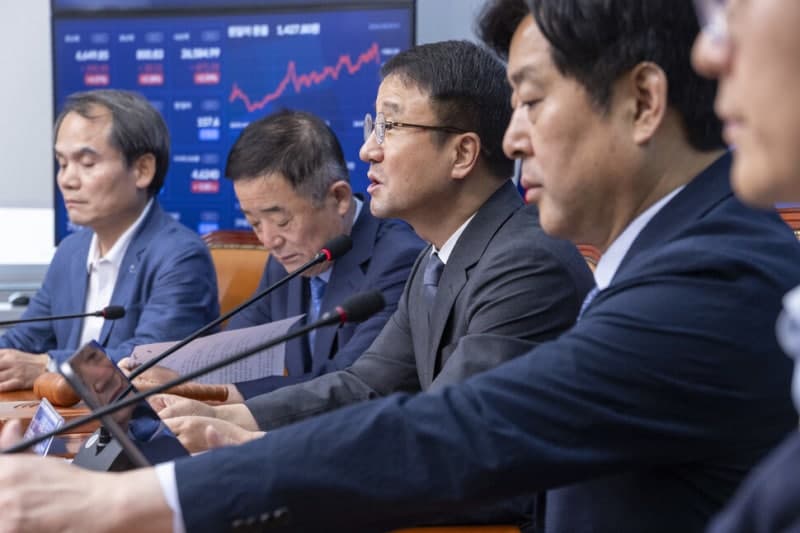 국민의힘 서범수·진종오, 피해자 앞 '돌려차기' 농담 논란