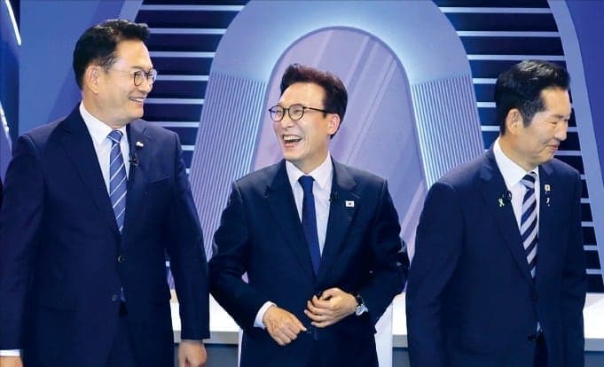 민주당 당권주자 2차 토론, 검찰개혁·신천지 의혹·ETF 사태 격돌