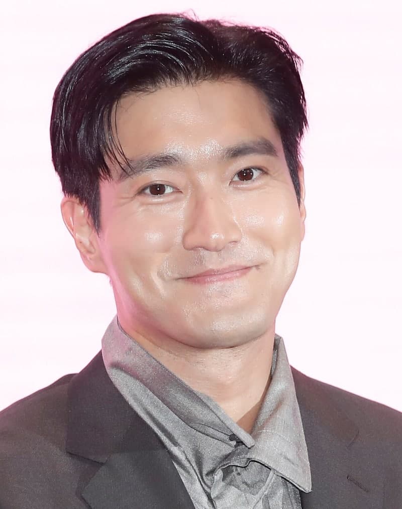최시원, 정치색 논란에 입 열어…“내 편 아니면 적이라는 태도 벗어나야”