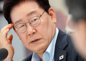 대통령 연임개헌 반대 61.2%·검찰 보완수사권 필요 62.5% (한길리서치)