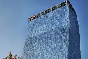 SK텔레콤, 통신 넘어 AI 데이터센터 사업자로 체질 개선…목표가 14만 9천 원 제시