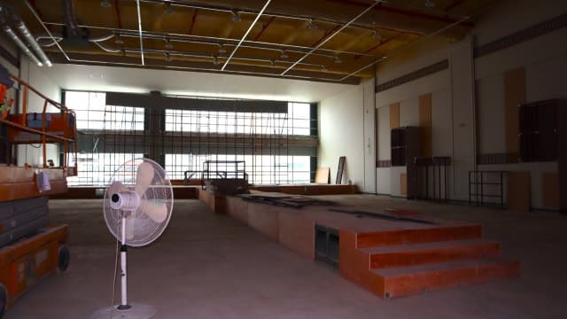 창원 신축 예식장 공사 중단…9·10월 결혼 앞둔 예비부부 500여 명 '날벼락'
