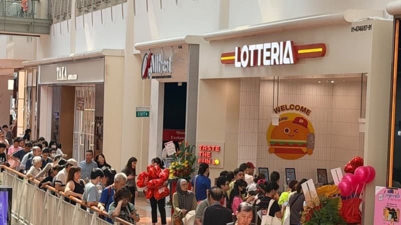 롯데리아, 싱가포르 서부 주롱포인트몰에 2호점 오픈…동남아 공략 가속