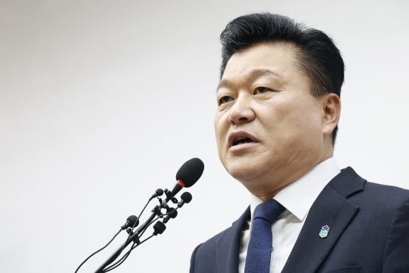 뇌물 전과에 업무방해까지…충북도, 박병국 특보 내정자 임용 강행 논란