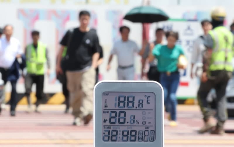 극한 폭염 7일 절정 찍고 주말 소폭 완화…예년 웃도는 무더위 지속