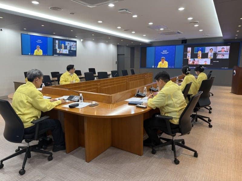 외교부, 홍해·아덴만 해적 위협 고조에 관계부처 합동 점검 회의 개최