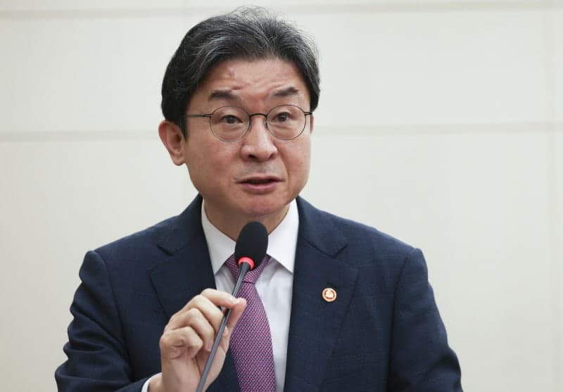 단일종목 레버리지 ETF 검증 없이 졸속 도입 논란…이억원 금융위원장 고발