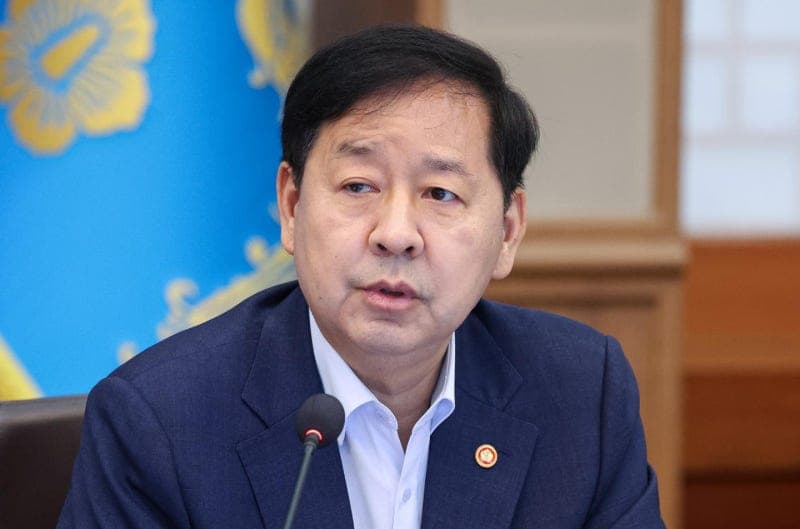정부, 철강·조선에 AI 로봇 1000대 투입…1400조 국가자산 관리 대수술