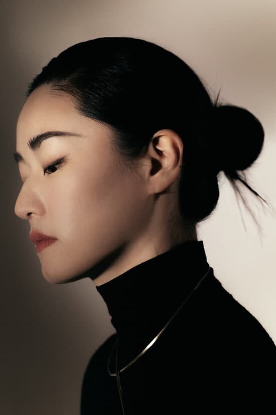작가 이랑, 에세이 '엄마와 딸들의 미친년의 역사'로 일본 나가이 가후 문학상 수상