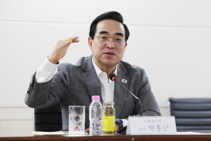 박홍근 기획예산처 장관, 한국재정정보원 방문해 국가재정 시스템 보안 점검