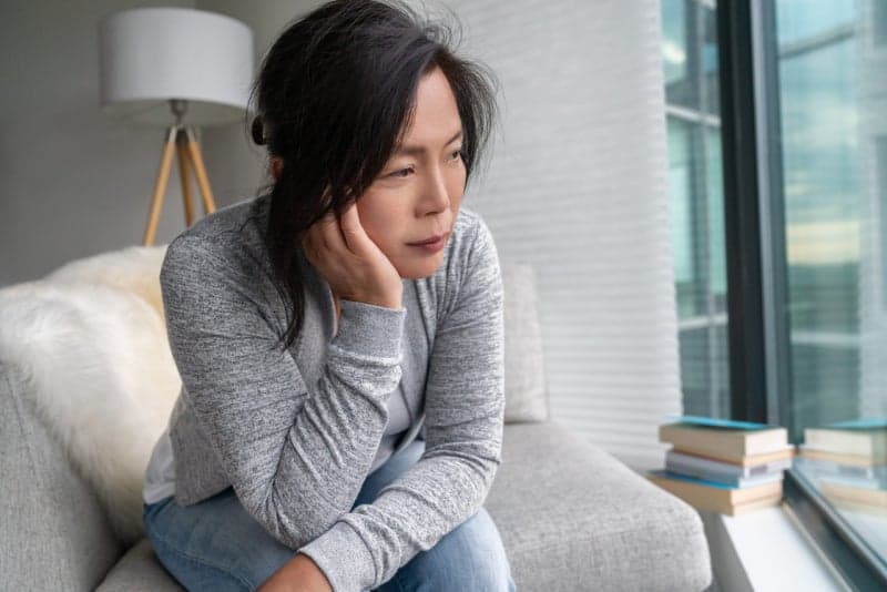 20년 홀어머니 모신 외동딸, 상속 서류서 발견한 '배다른 동생'에 충격