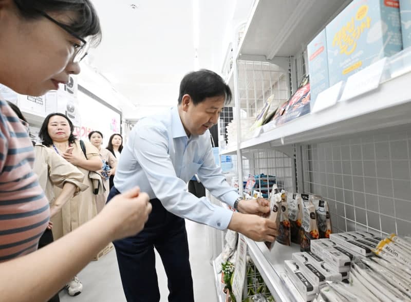 구윤철 부총리, 창신동 쪽방촌 찾아 폭염 대응 현장 점검