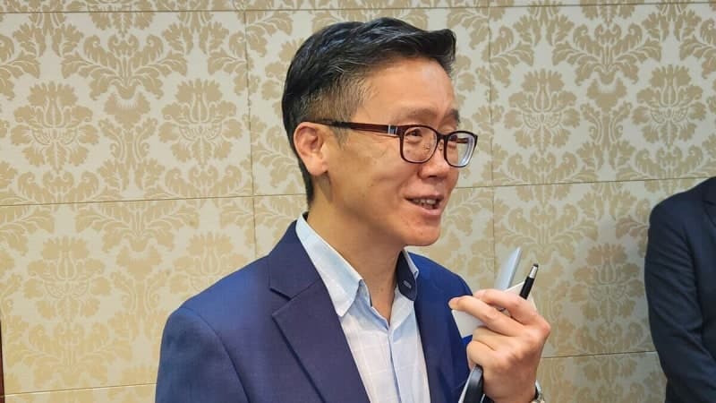 송영숙 회장 일가 법카 의혹 제기한 김태호, 추가 폭로 예고하며 공방 격화