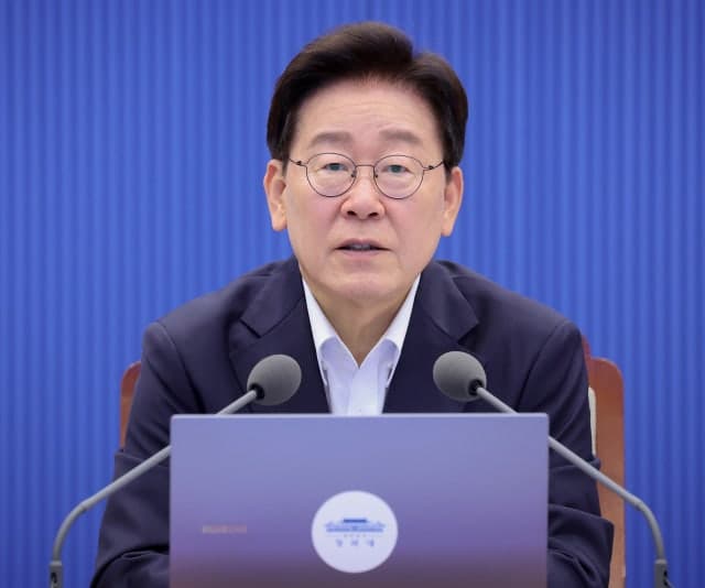 이 대통령, '결혼 페널티' 22개 과제 개선 지시