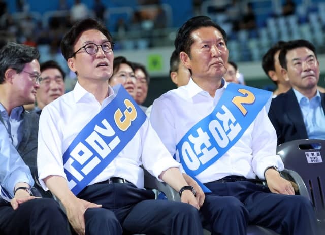 민주당 전대, 김민석 0.86%p차 선두 재탈환
