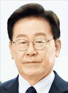 이재명 대통령, 부동산 공급 총력전…용산 등 6만 채 착공 앞당긴다
