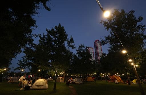 여의도 한강공원 폭탄 테러 예고…경찰, 1천만 원 요구한 작성자 추적